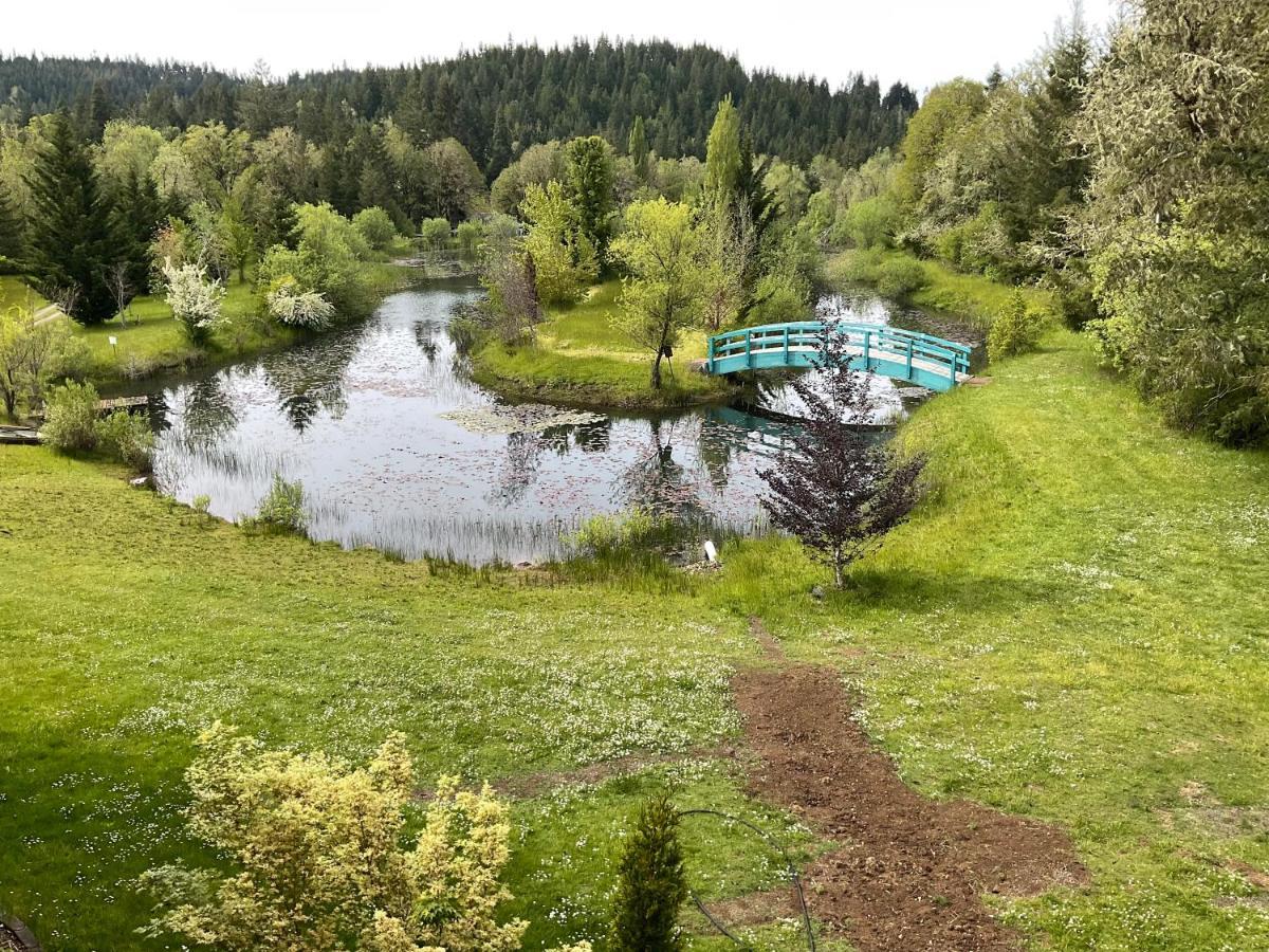 Lakeside Villa Коттедж-Гров Экстерьер фото